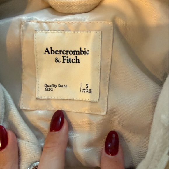 Cream Button-Up Shirt Jacket - Picture 4 of 6